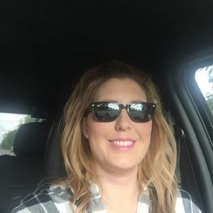 Meet your Posher, Cindy